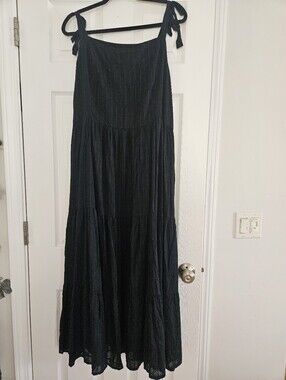 Black Maxi Dress w/Shoulder Ties